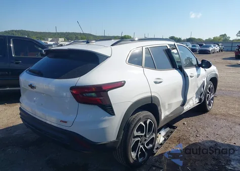 2025 Chevrolet Trax Fwd 2Rs z USA, uszkodzony, nr VIN KL77LJEP3SC268332